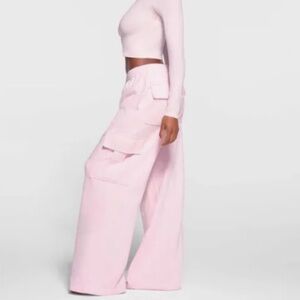 SKIMS Kim Kardashian Oversized Cherry Blossom Pink Cargo Wide Leg Pants XL NWT